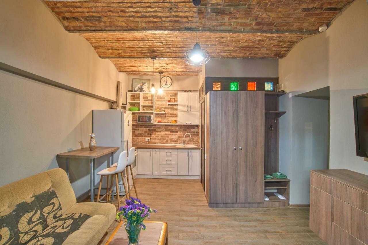 Apartment Weekend Odesa Exterior photo