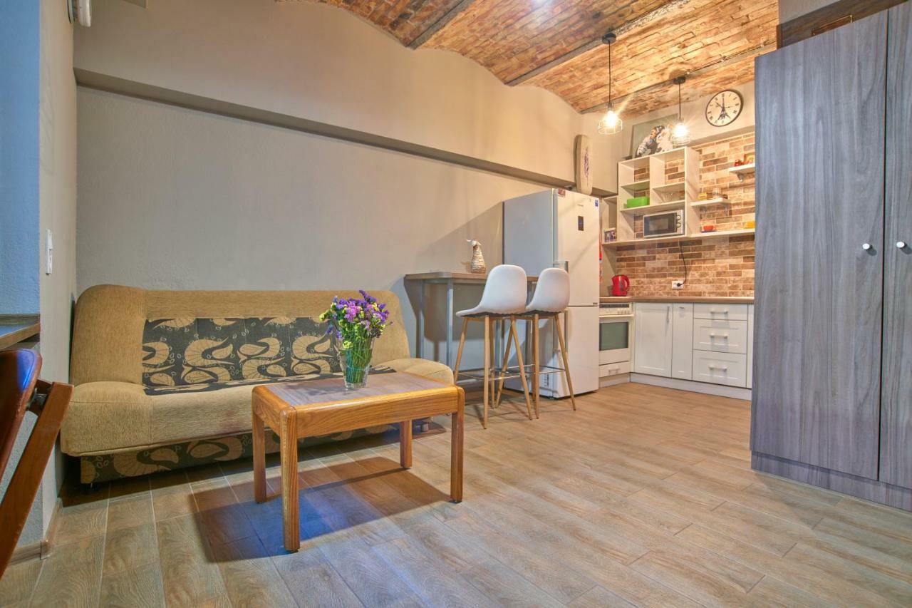 Apartment Weekend Odesa Exterior photo